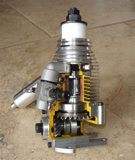 RCV 60 Sleeve-Valve Cutaway Engine [676 x 800] | Engineering, Vintage ...