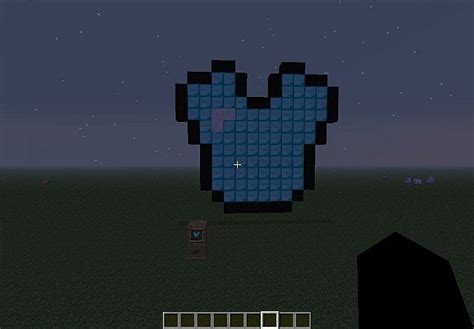 Pixel Art: Diamond Chestplate Minecraft Project