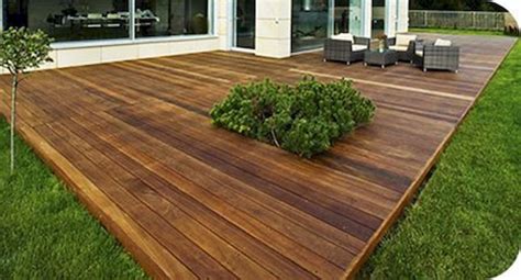 10+ Ground Level Backyard Deck Ideas – DECOOMO