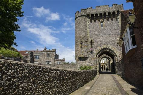 The 7 Best Castles in East Sussex To Visit