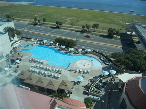 Pool hot tub area from my room - Picture of Harrah's Gulf Coast, Biloxi ...