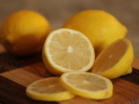 smacchiatori naturali - succo di limone - Vielle