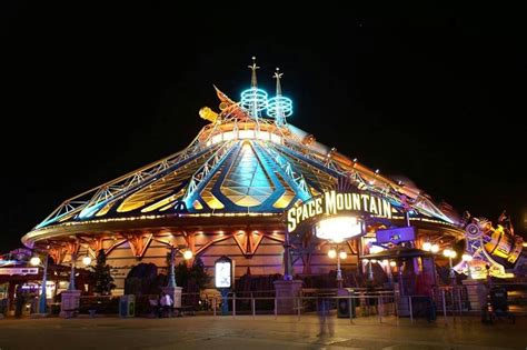 Space Mountain Mission 2 | Disneyland Paris