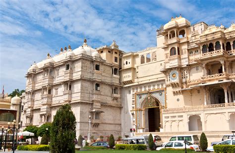 City Palace Udaipur | City Palace Udaipur Entry Fee, Visit Timings ...