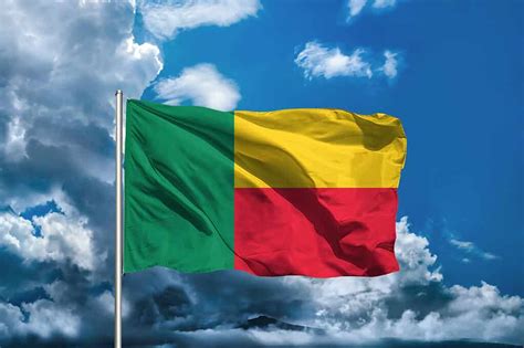 Die Flagge von Benin: Geschichte, Bedeutung und Symbolik - TUNLOG