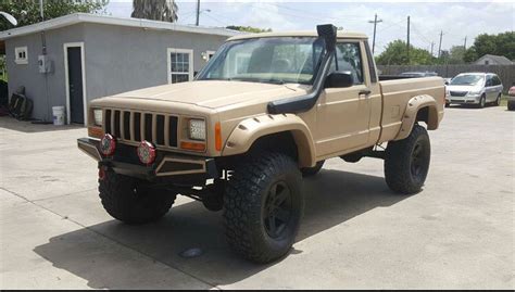 Jeep Comanche Mods Full of Custom Tricks https://www.mobmasker.com/jeep ...