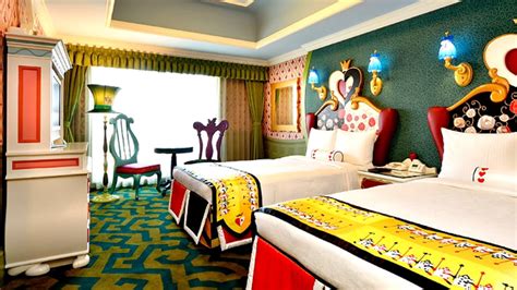 Disneyland Hotel Themed Rooms - Theme Choices