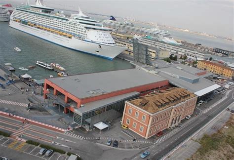 venice cruise ship terminal – cruise ships banned venice – QFB66