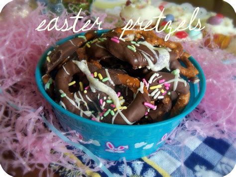 It's ALL Good in Mommyhood: Chocolate Covered Easter Pretzels