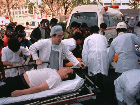 Japan Executes Cult Leader Responsible For 1995 Sarin Gas Attack On ...