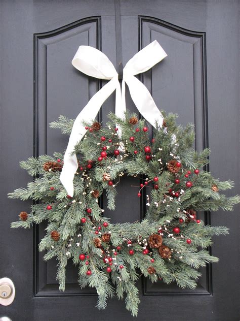 30 Beautiful And Creative Handmade Christmas Wreaths