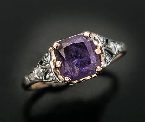 Very Rare 2.07 Ct Russian Alexandrite and Diamond Vintage Ring ...