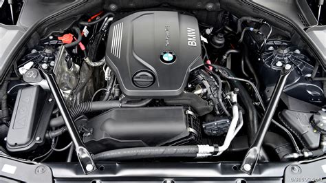 BMW 5-Series | 2015MY 518d | Engine