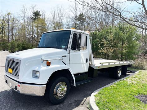 2000 Freightliner Flatbed Tow Truck - Used Freightliner Fl60 for sale ...