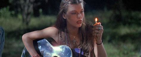 dazed-and-confused-milla-jovovich-12603300-853-480 - We Are Movie Geeks