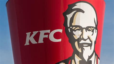 What It Was Really Like To Eat At The First KFC