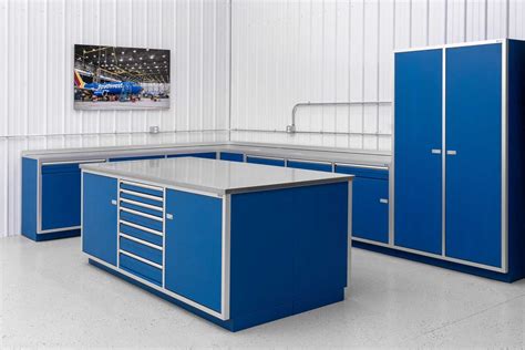 Garage Cabinets | Aluminum Cabinet Co.