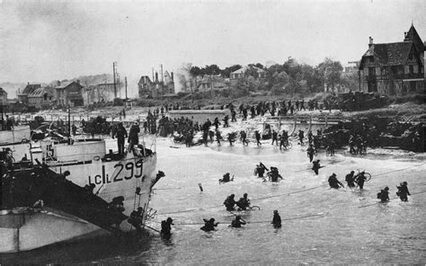 Juno Beach 1944 | American D-Day Tours | Normandy Beaches Battlefield Guide