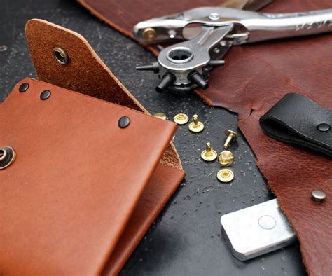 Beginning Leatherworking Class - Cutting Leather - Instructables