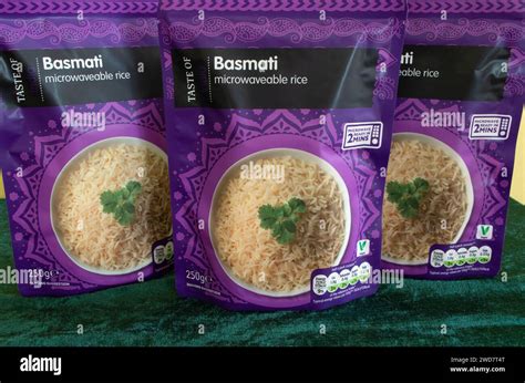 Microwavable rice hi-res stock photography and images - Alamy