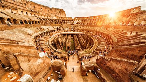 Small Group Colosseum and Ancient Rome - Roman Vacations