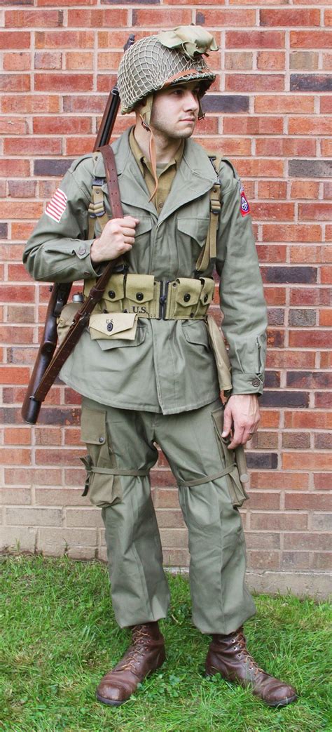 WW2 American Paratrooper Uniforms