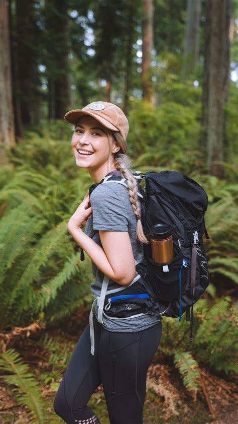 What To Wear Hiking as a Woman | Cute hiking outfit, Hiking outfit ...