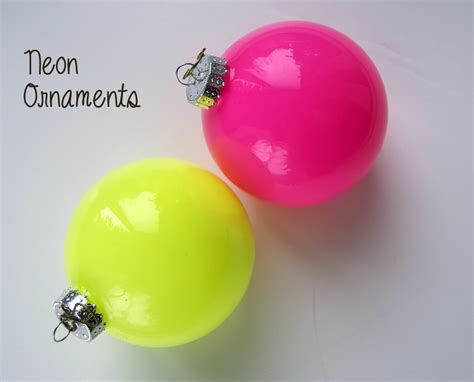 DIY glass ball ornaments two ways | Wise Craft Handmade | Bloglovin’