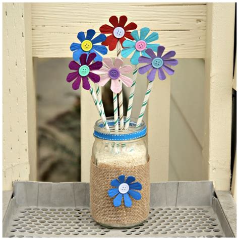 Creative Recycling Crafts Requiring Low Budget: Delightful Fun Craft ...