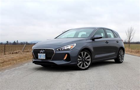 Car Review: 2018 Hyundai Elantra GT Sport | Driving