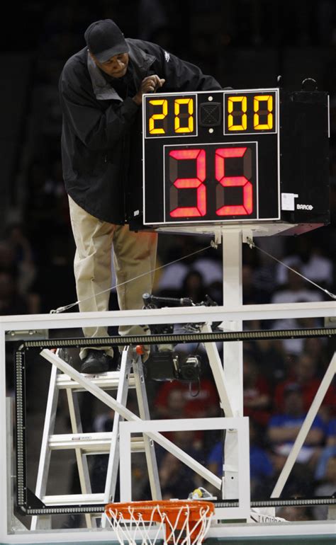 NCAA committee calls for switch to 30-second shot clock - Sports ...