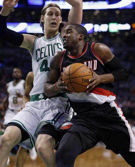 Blazers fight through rough shooting start for win in Boston - Blazer ...