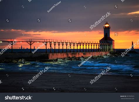 Michigan City Indiana Lighthouse Chicago Skyline Stock Photo 357597815 ...