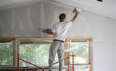 15 Drywall Installation and Finishing Tools And Their Uses