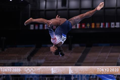 Simone Biles wins bronze in balance beam at Tokyo Olympics - Los ...