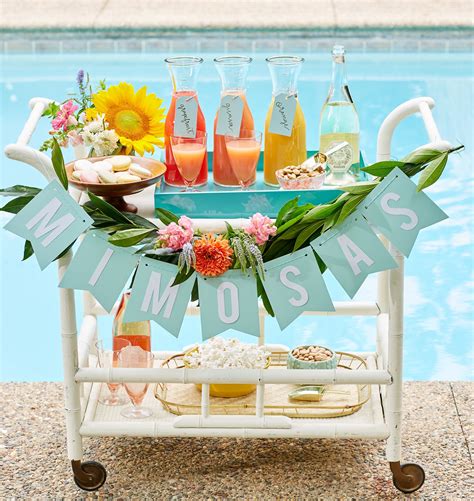 25 Seriously Easy Summer Entertaining Ideas | Pool party themes, Pool ...