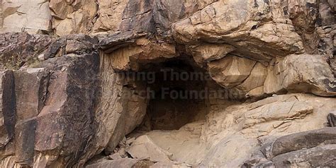 The Cave of Elijah at Mount Sinai - Doubting Thomas Research