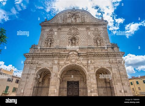 Sassari Cathedral (Duomo di Sassar, Cattedrale di San Nicola), Sardinia ...