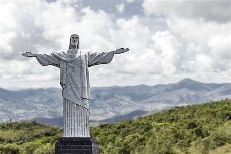 The Christ the Redeemer Statue - Rio de Janeiro, Brazil - WorldAtlas.com