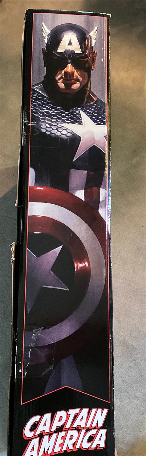 Marvel Legends Captain America Comic Based Role-Play Shield Unboxing ...