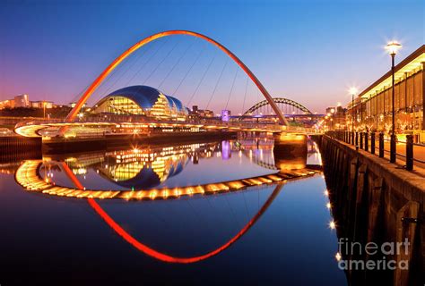 Newcastle upon Tyne skyline and Millennium bridge, England Photograph ...