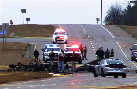 2 National Guardsmen Dead in Black Hawk Helicopter Crash on Ala ...