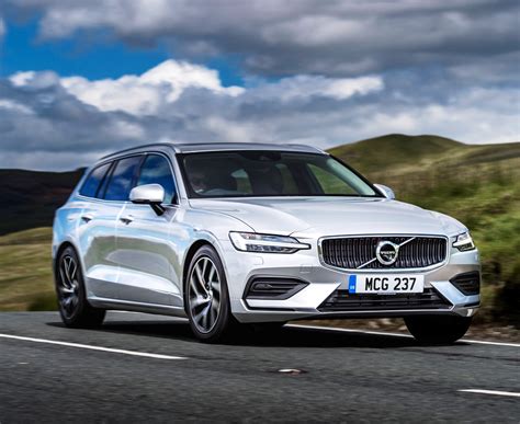 Latest Volvo V60 estate – Road Test – Wheels Alive