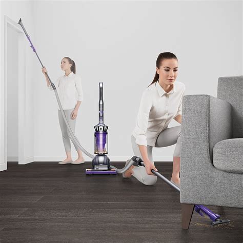 Top 8 Best Dyson Vacuum Reviewed (2023 Reviews) - Vacuum Cleaner Adviser