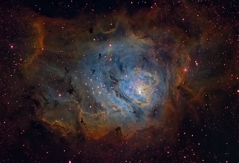 Cosmic Photons Astrophotography : Lagoon nebula