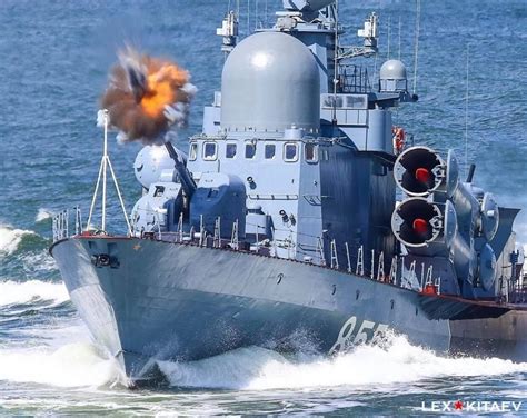 The Russian Navy Tarantul class missile corvette RFS Zarechny (855 ...