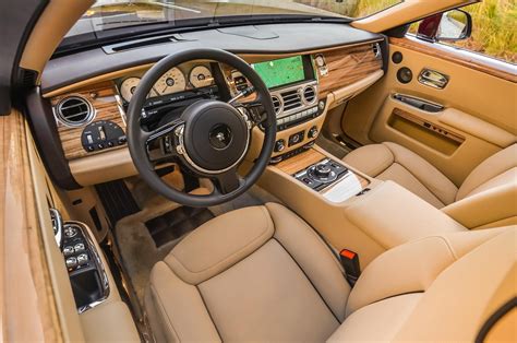 2018 Rolls Royce SUV interior photo | Rolls royce interior, Rolls royce ...