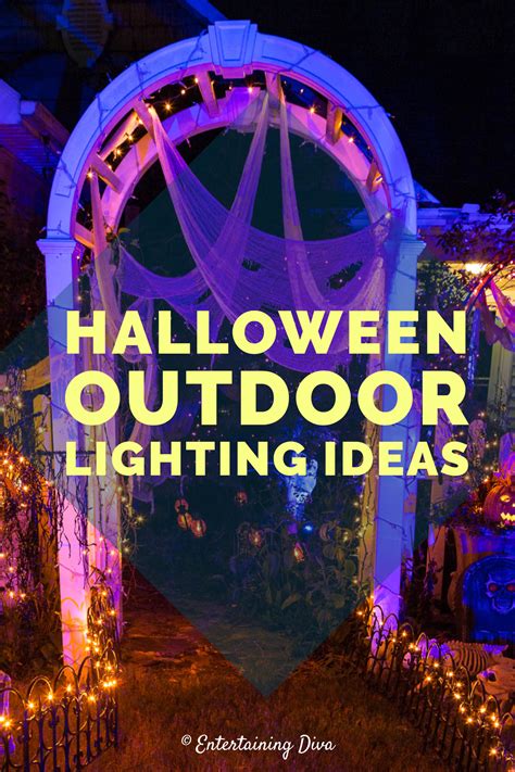 Halloween Outdoor Lighting Ideas: 21 Spooky Ways To Light Your Yard ...