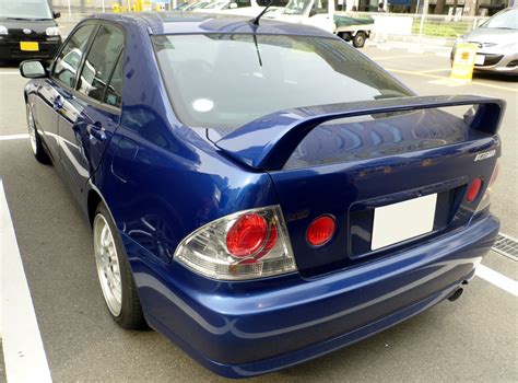 Toyota Altezza 1998 - 2005 Specs and Technical Data, Fuel Consumption ...