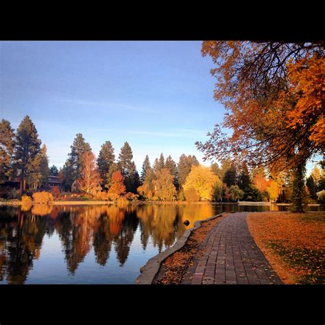 Fall Foliage in Bend, Oregon